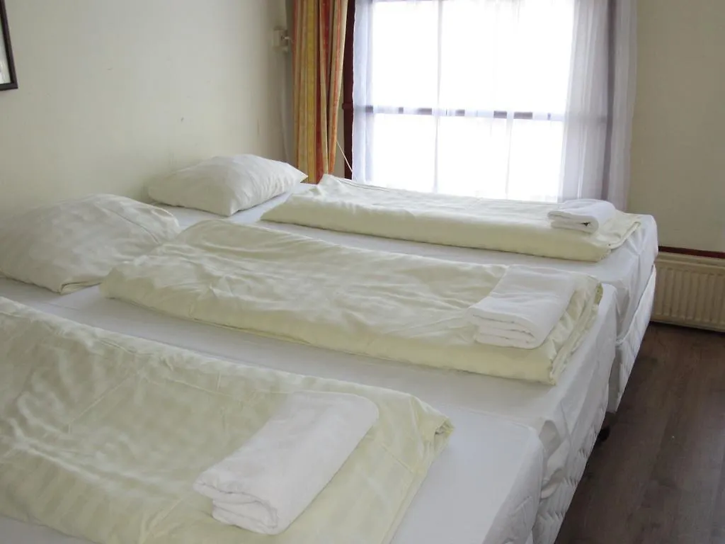Budget Hotel Y Boulevard Amsterdam 2*,  Netherlands